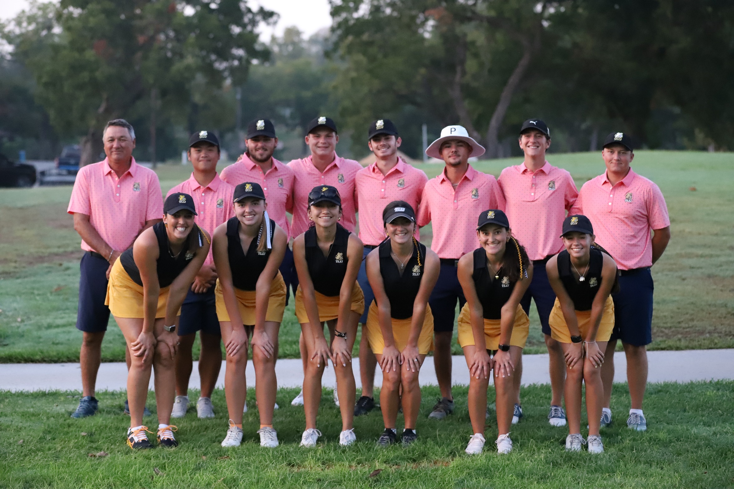 2023-24 TLU Golf team (photo by Bryce Hayes)