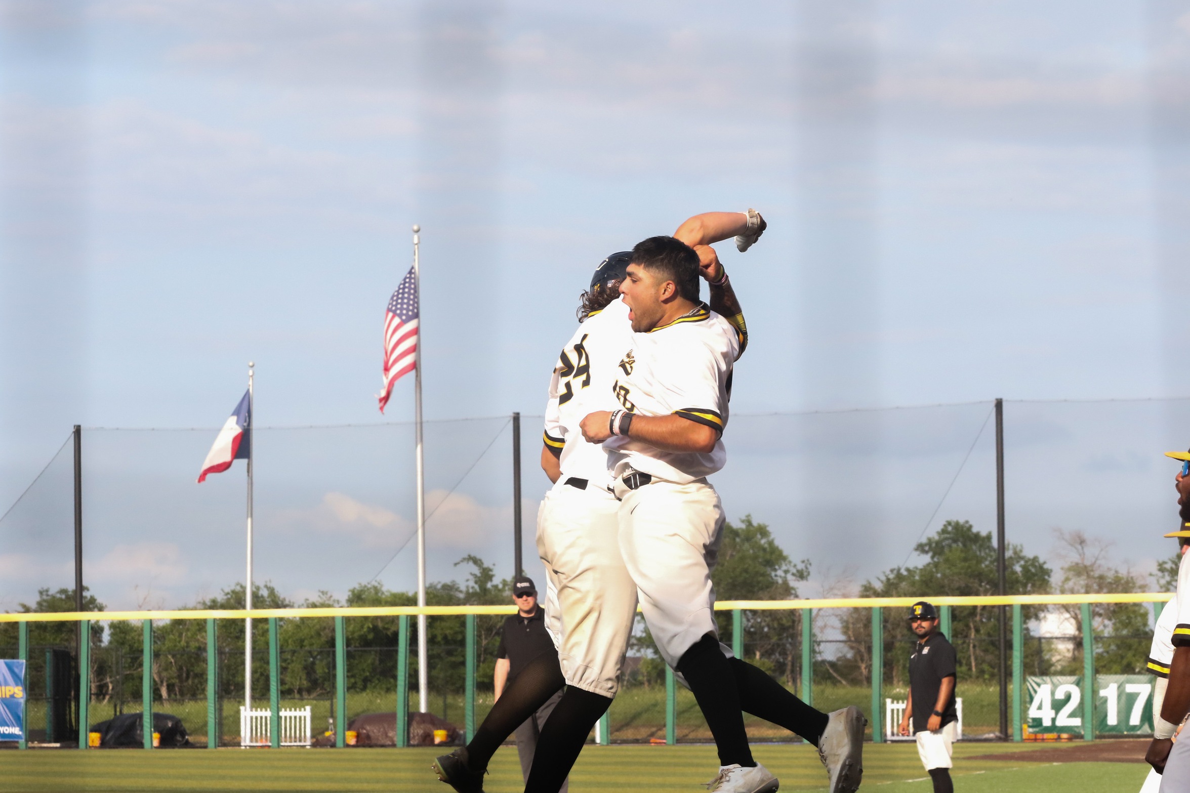 Adam Peavy and Xavier Arias celebrate after his home run (photo by Delvin Wilson, SCAC)